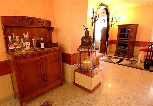 Hotel San Gerolamo Vercurago 3*,  Italy